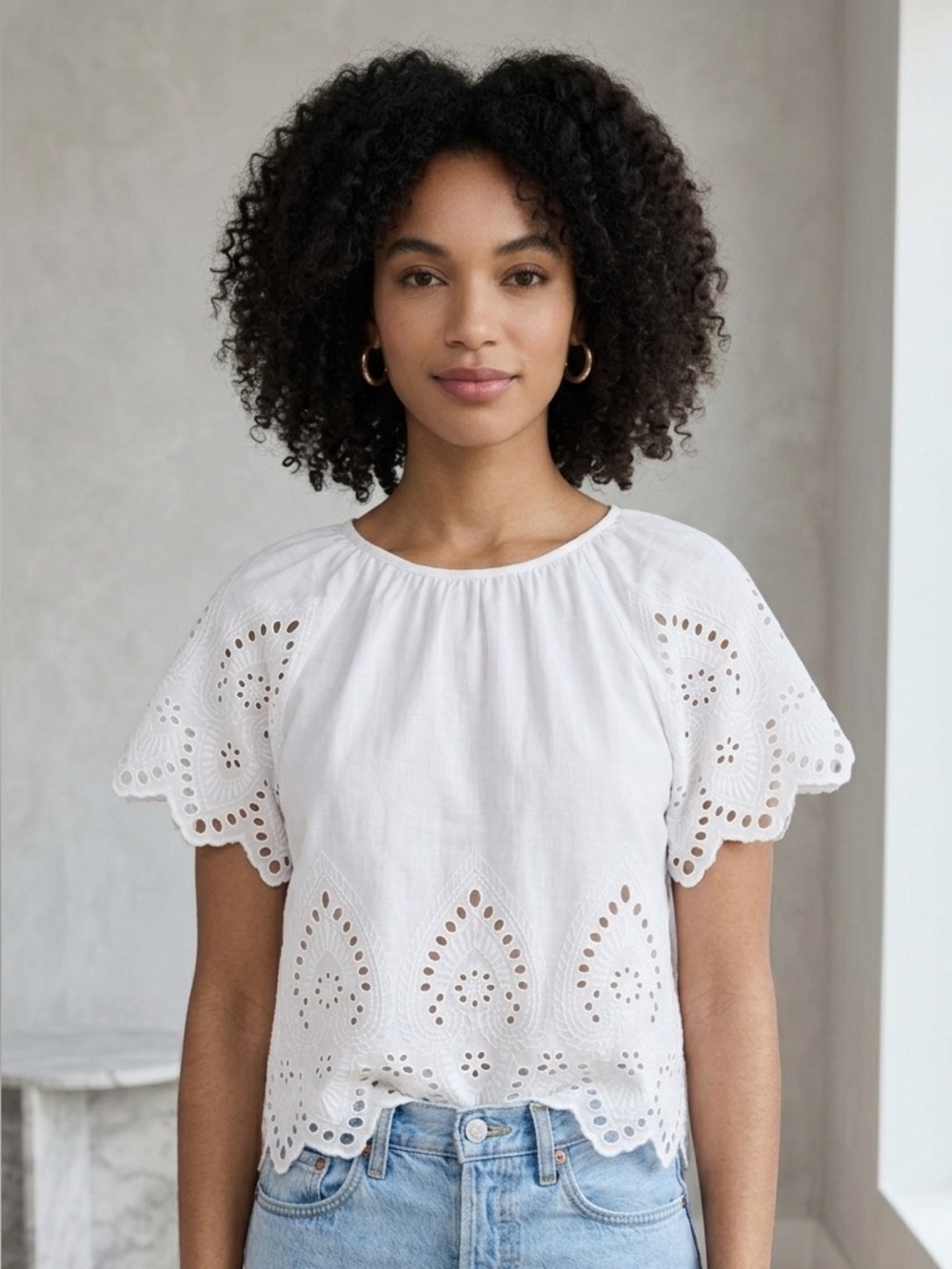Cat & Jack White Eyelet Flutter Sleeve Blouse Medium